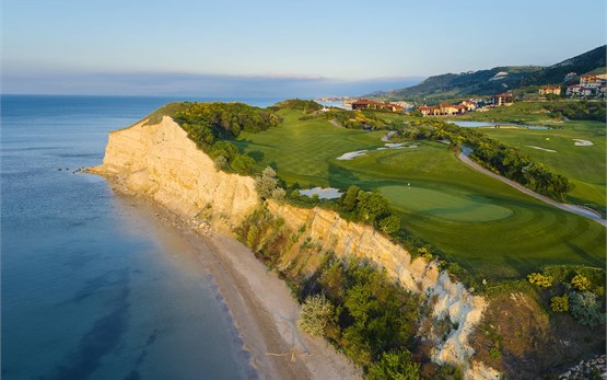 Thracian Cliffs Golf & Beach